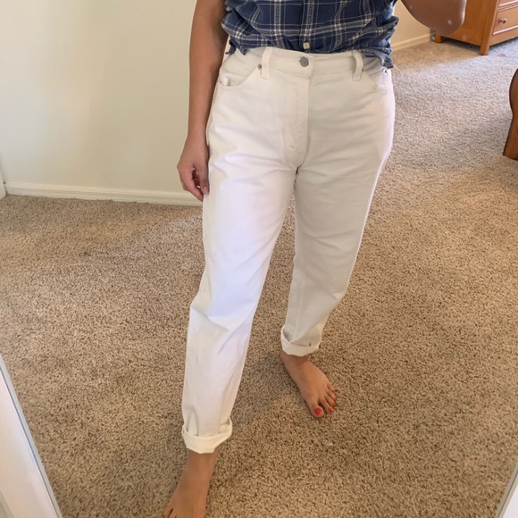 HIGH WAISTED WHITE LEVIS - Picture 1 of 5